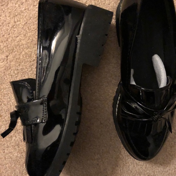 SHEIN Black patent loafers - Picture 3 of 5